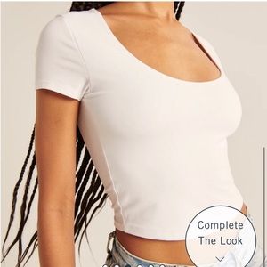 NWT Abercrombie and Fitch Short-Sleeve Cotton Seamless Fabric Scoopneck Top